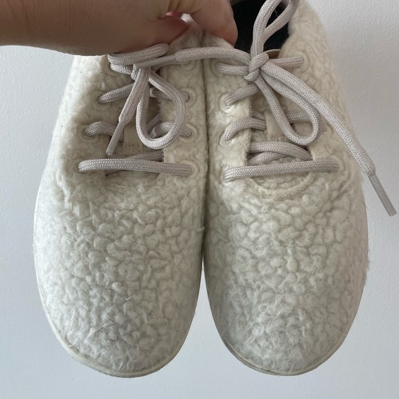 Allbirds Women's Wool Runner Fluffs sz 7 - Picture 2 of 6